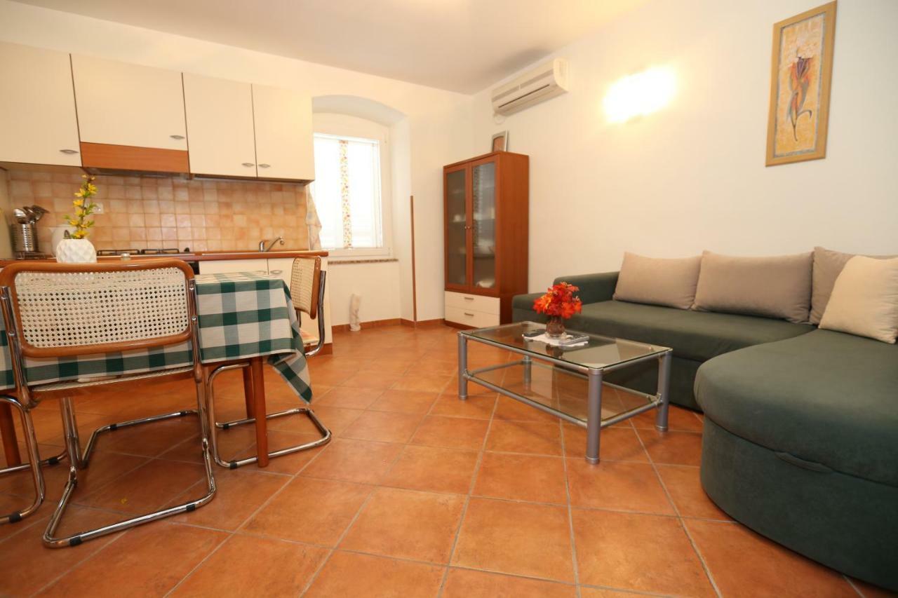 Apartment By The Sea Baska  Luaran gambar