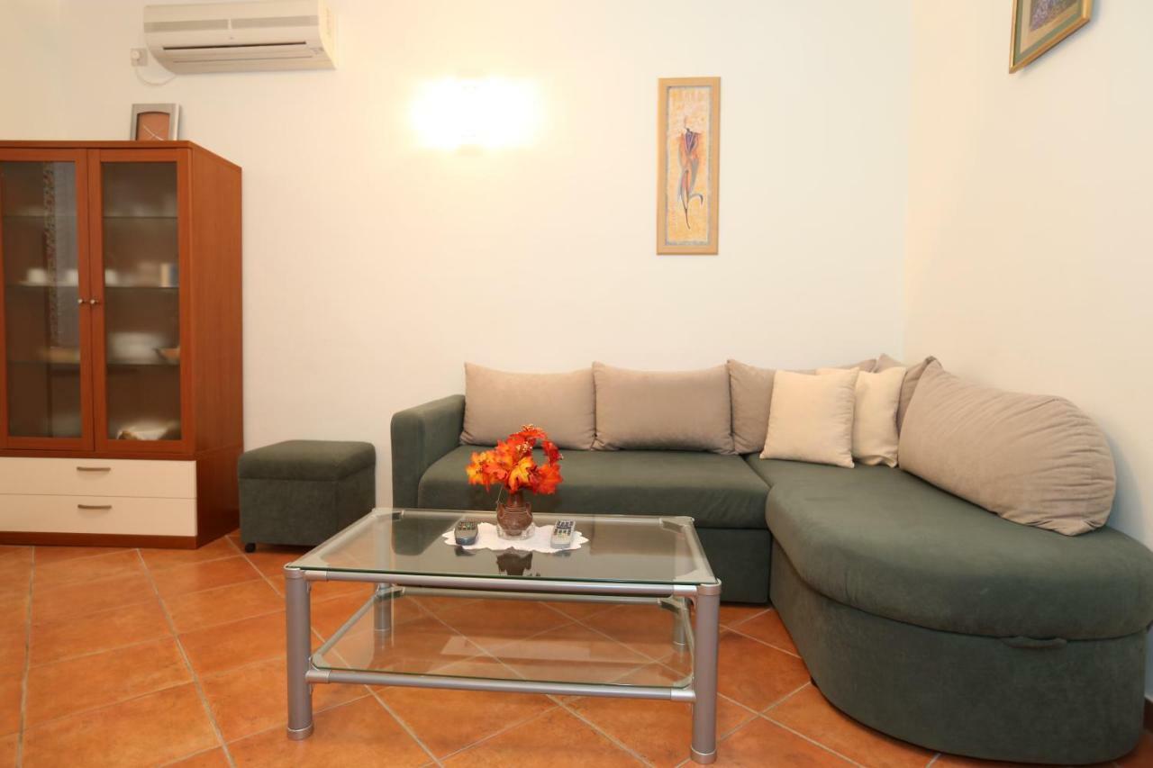 Apartment By The Sea Baska  Luaran gambar